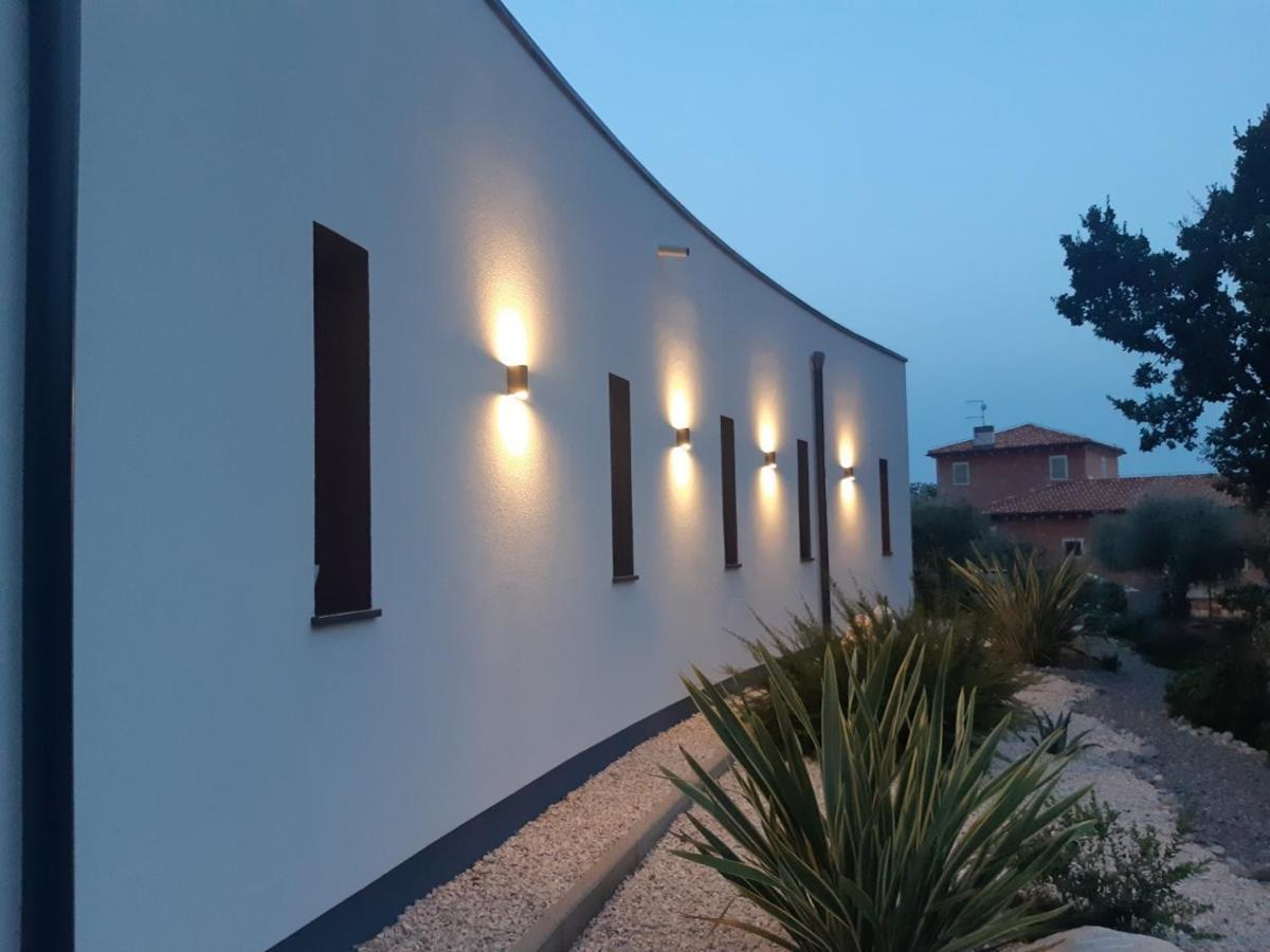 Apartments Bijou With Big Private Garden Near Umag Vilanija エクステリア 写真