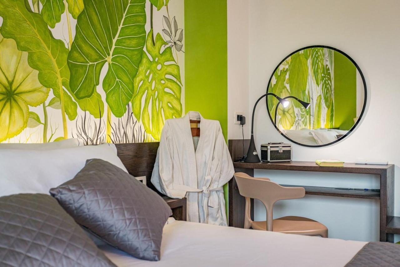 Apartments Bijou With Big Private Garden Near Umag Vilanija エクステリア 写真